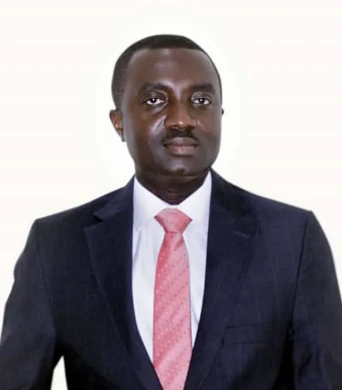 Portrait of Omololu Ogunremi